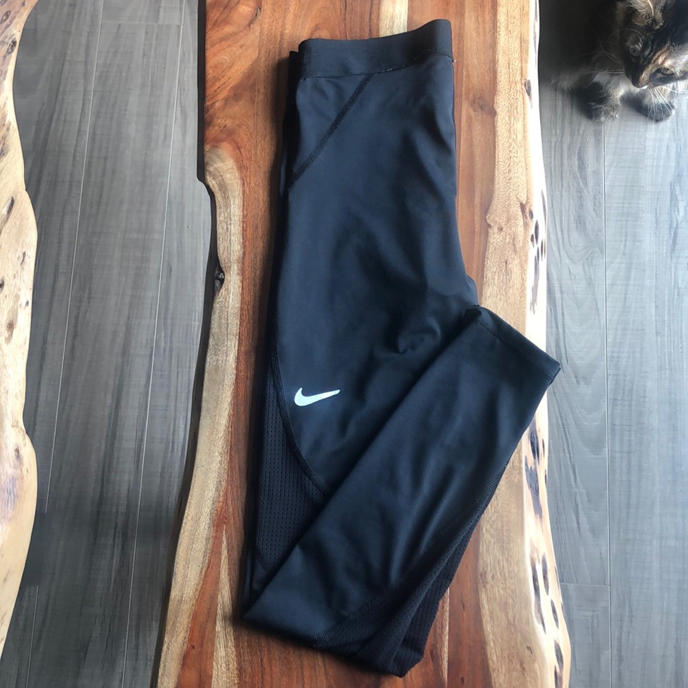 nike workout leggings with mesh on sides